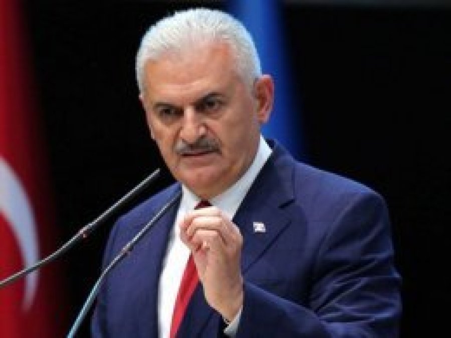 'Dünya geleceği bir takım çılgın davranışlara bırakılmamalı'
