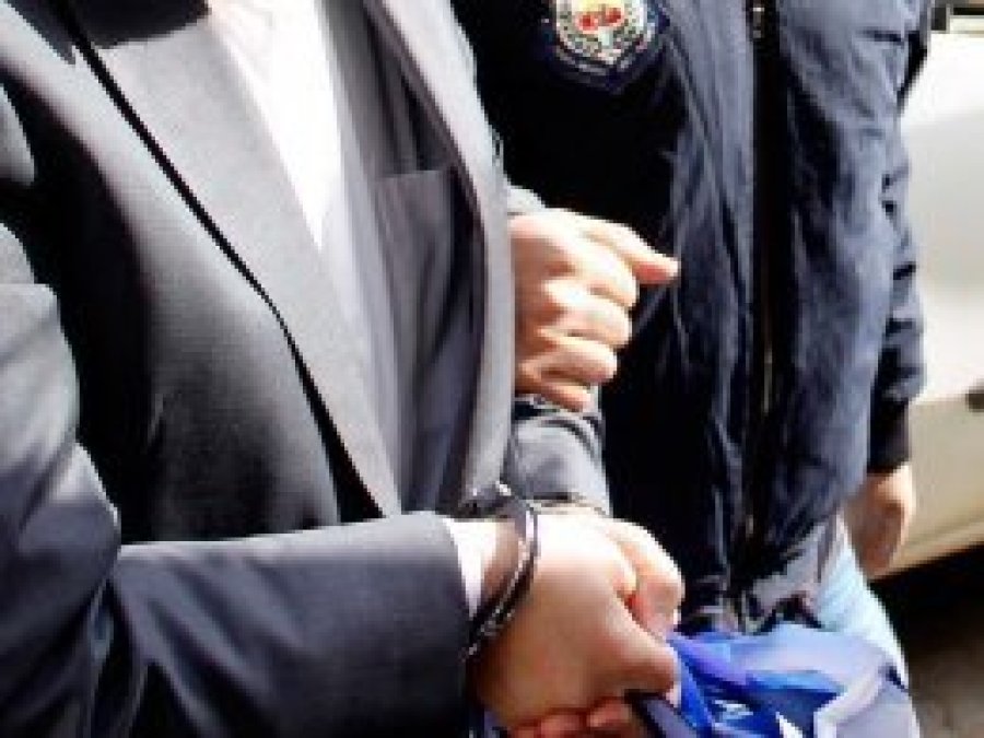 DHKP/C şüphelisi 14 avukat tutuklandı