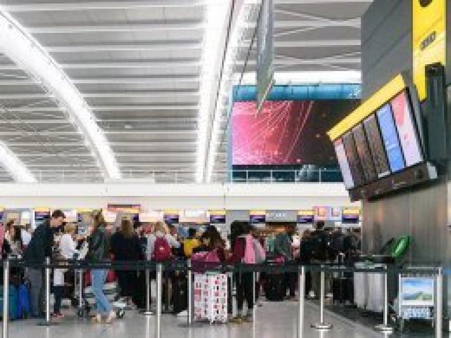 Ryanair 2 bin seferini iptal etti