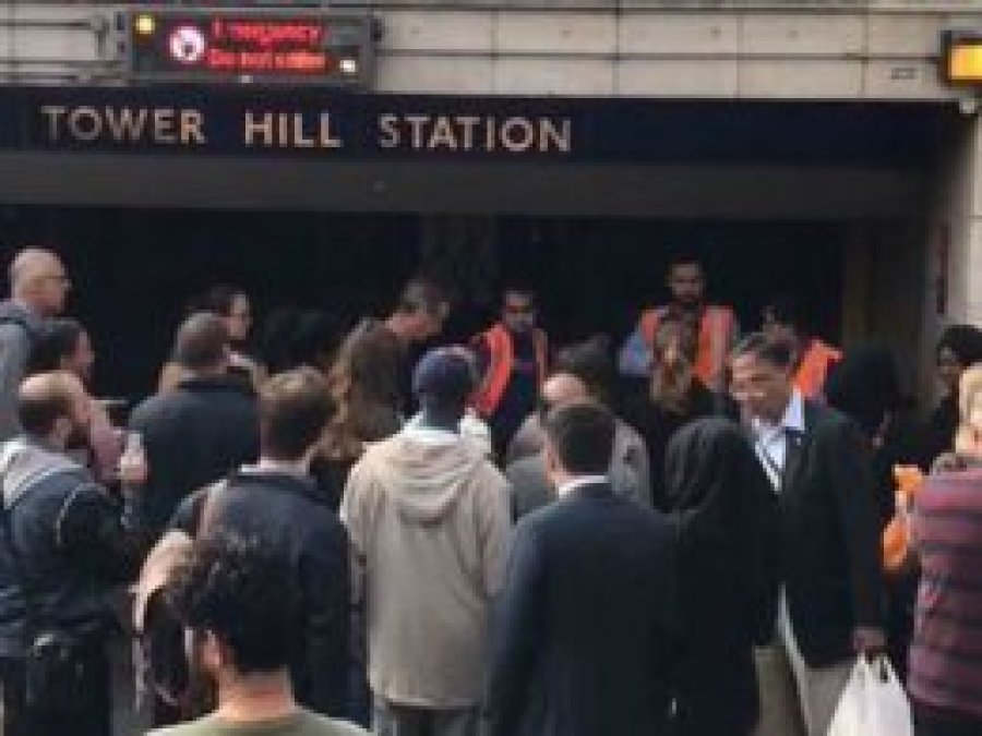 Londra metrosunda patlama