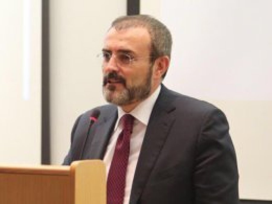 AK Parti Sözcüsü İran'da ABD müdahalesine dikkat çekti