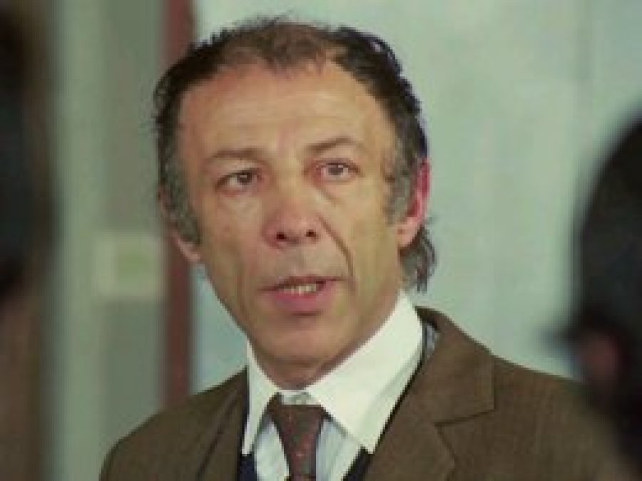  Münir Özkul 93 yaşında hayatını kaybetti 