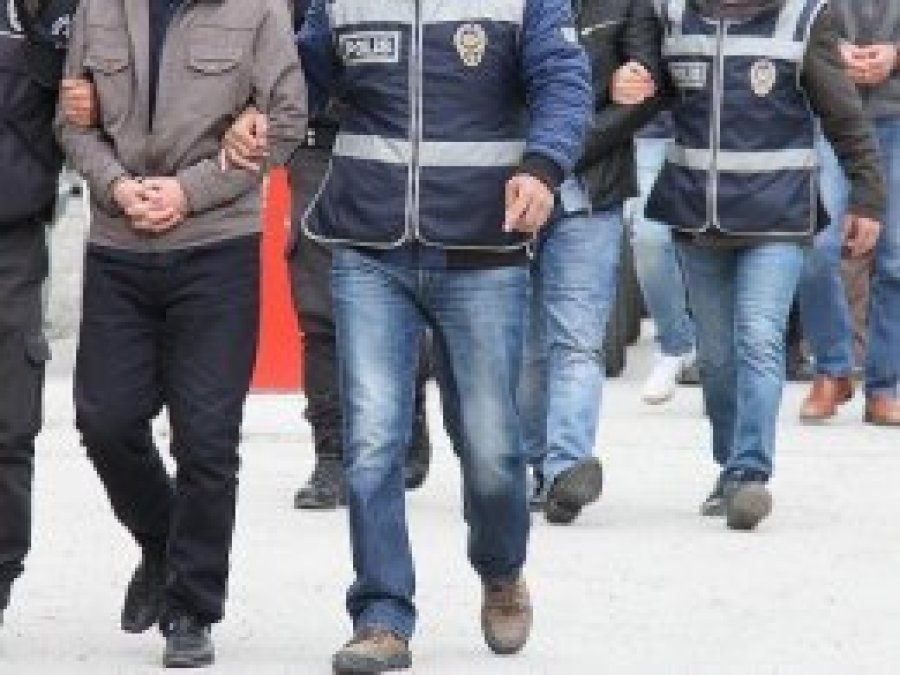Yüksek Tahsil Vakfı'na FETÖ operasyonu