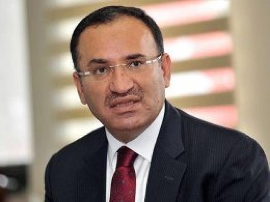 'Danıştay anayasa ve yasayı alenen çiğnemiştir'