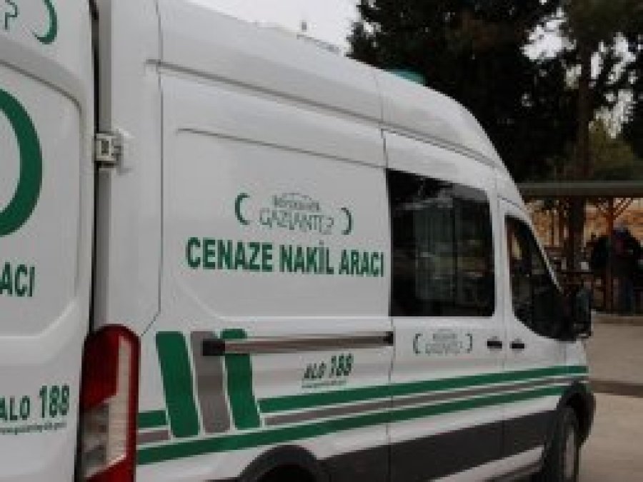 Otomobile silahlı saldırı: 2 ölü