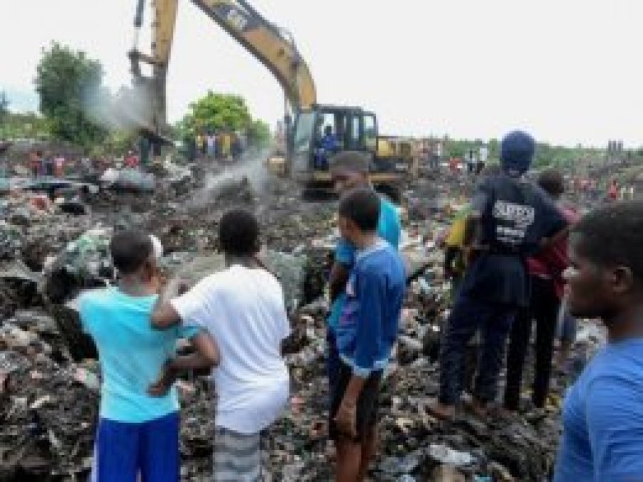 Mozambik'te çöp toplama merkezinde göçük: 17 ölü