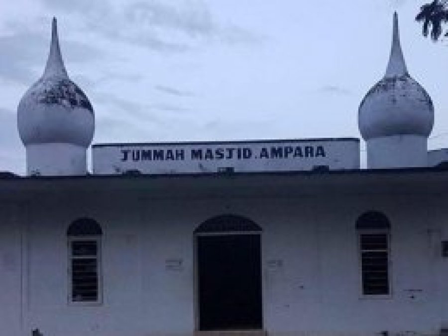 Sri Lanka'da Budist çeteler mescide saldırdı