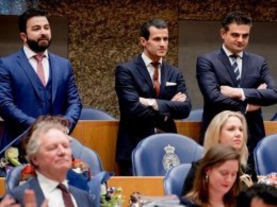 Hollanda'da İslamofobik saldırılara karşı soru önergesi
