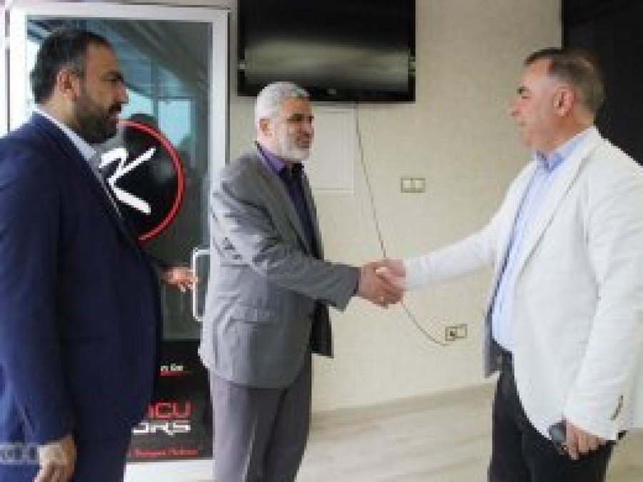 HÜDA PAR heyetinden Oto Galeri Sitesi esnafına ziyaret