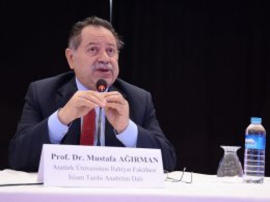 'Ümmeti ayağa kaldırmakla görevliyiz'