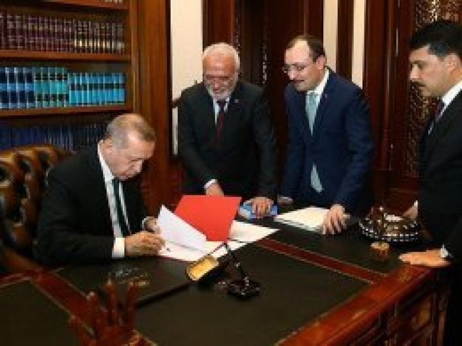 Erdoğan cumhurbaşkanı adaylığı muvafakatnamesini imzaladı