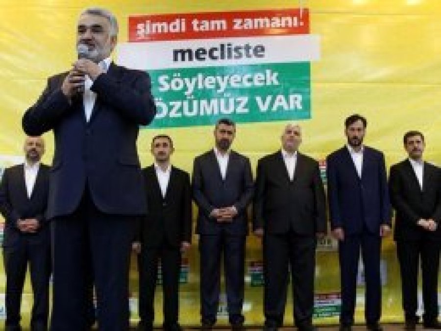 Siyasi partilerin 'aday adaylığı' tarifesi