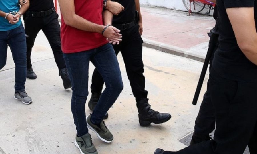 PKK ve DAİŞ operasyonlarında 391 gözaltı