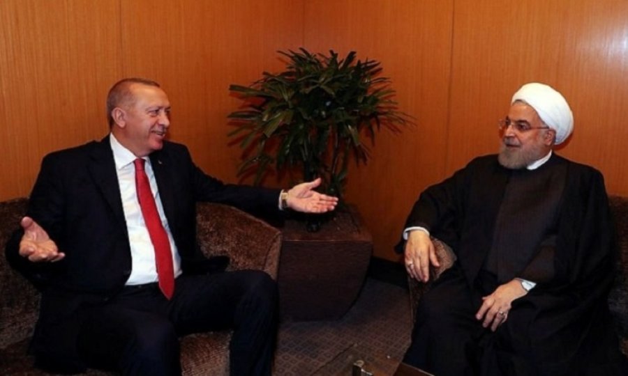 Türkiye ve İran Malezya’da görüştü