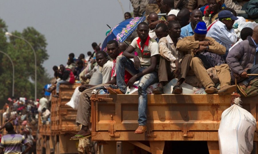 Her yıl bir milyon Afrikalı kıta içerisinde göç ediyor