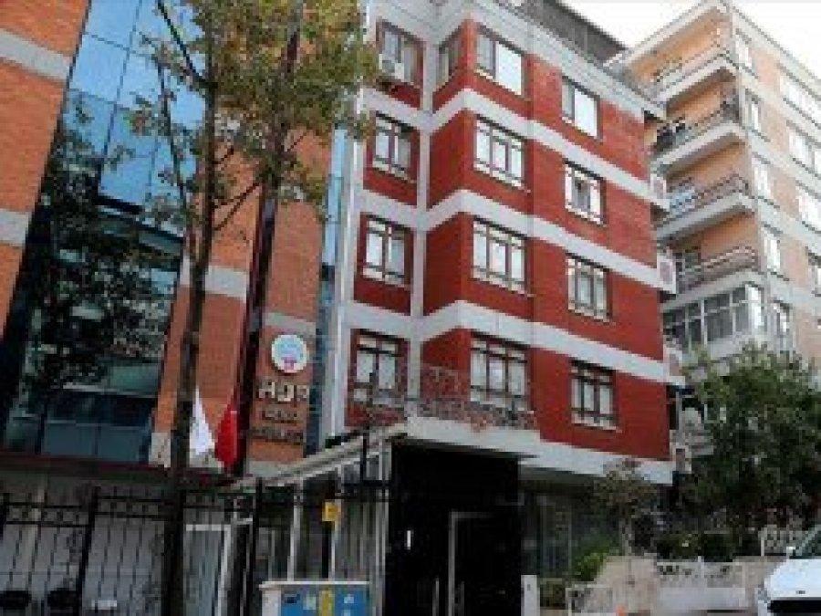 HDP'nin seçim afişleri toplatıldı