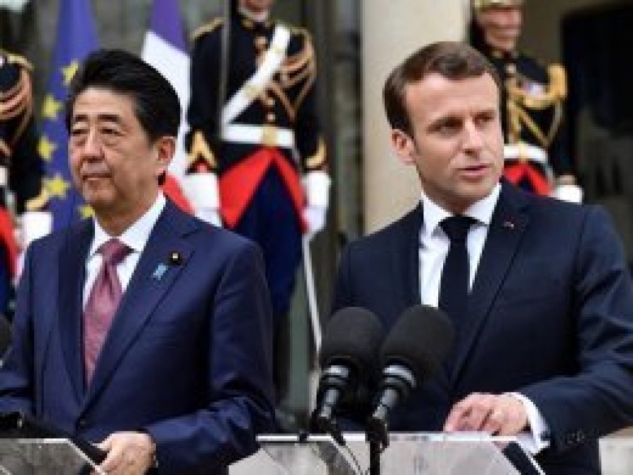 Macron ve Abe, Renault-Nissan’ın geleceğini ve Ghosn soruşturmasını görüştü