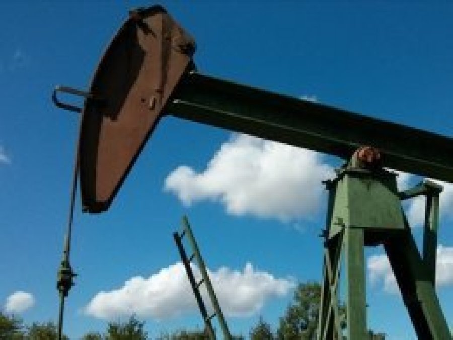 ABD yaptırımlarına rağmen İran'ın petrol üretimi kesintisiz sürüyor