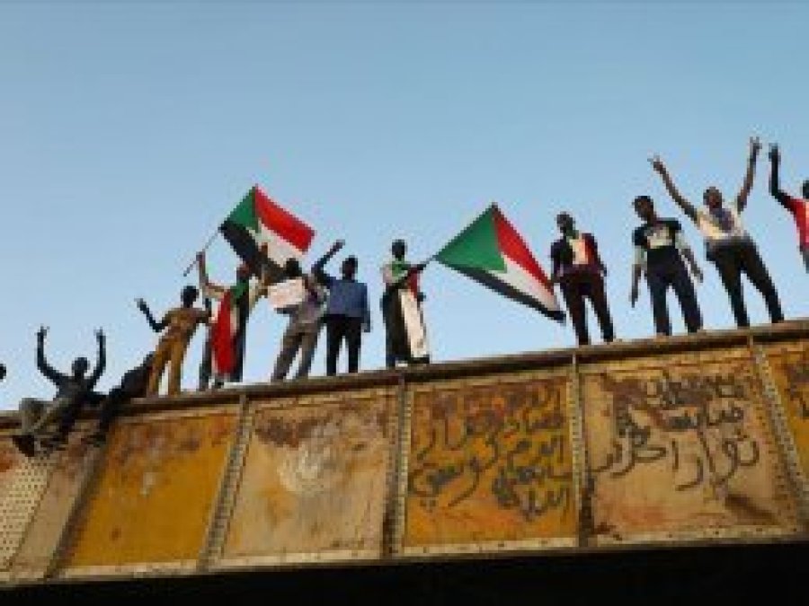 Sudan'da genel greve gidildi