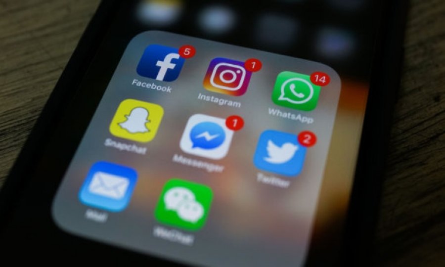 Instagram, diyet ve estetikle ilgili paylaşımlara sınırlama getiriyor