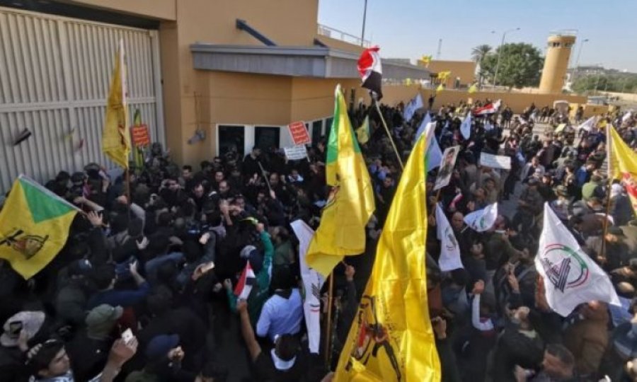 ABD'nin Bağdat Büyükelçiliği önündeki gösteriler devam ediyor