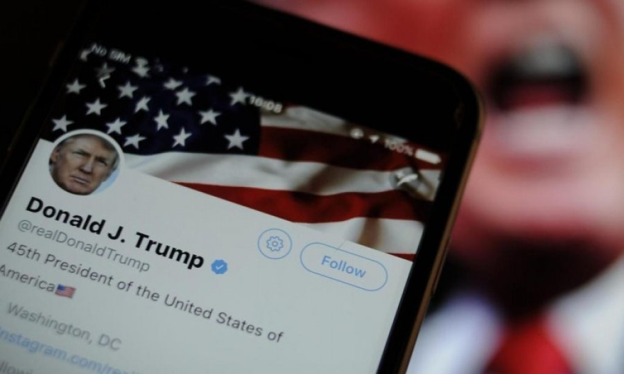 Trump'tan İran'daki gösterilere Farsça destek