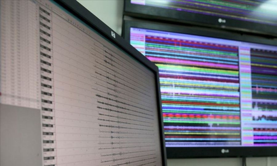 Endonezya'da 6,3 büyüklüğünde deprem