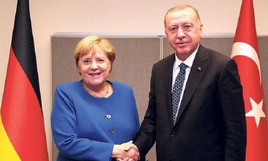 Cumhurbaşkanı Erdoğan: Hafter’in arkasında iki ülke var