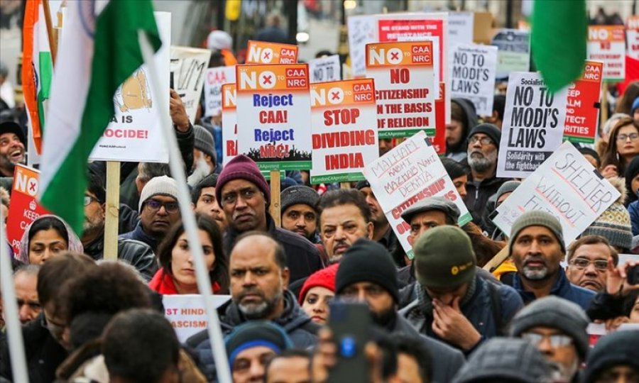 Hindistan'da ünlüler Vatandaşlık Yasası karşıtı gösterilere mektupla destek verdi  