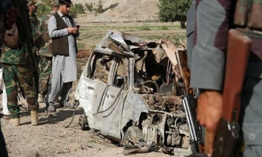 Afganistan'da Bomba Yüklü Araçla Saldırı: 15 Ölü