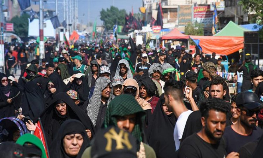 Irak'ta 'Erbain Merasimi'ne yüz binlerce kişi katıldı