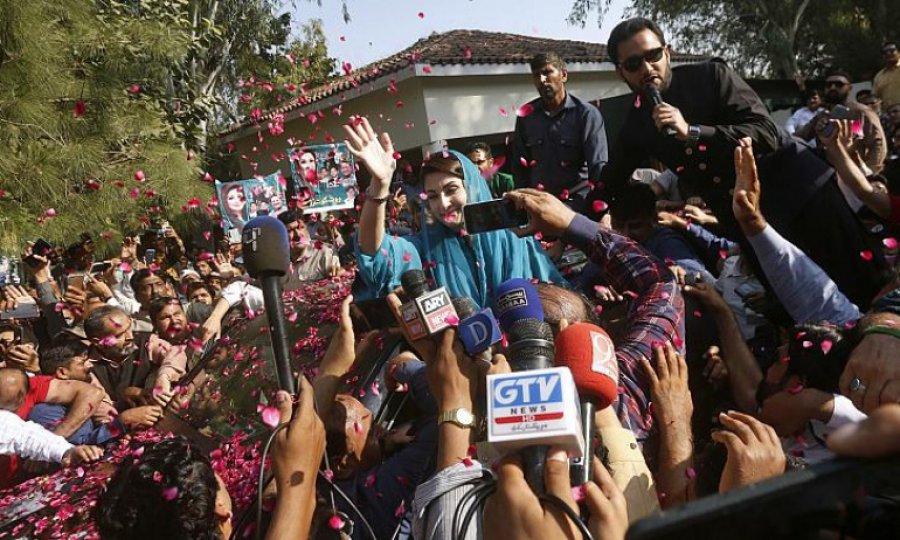 Pakistan'da 9 partiden Başbakan İmran Han karşıtı protesto gösterisi