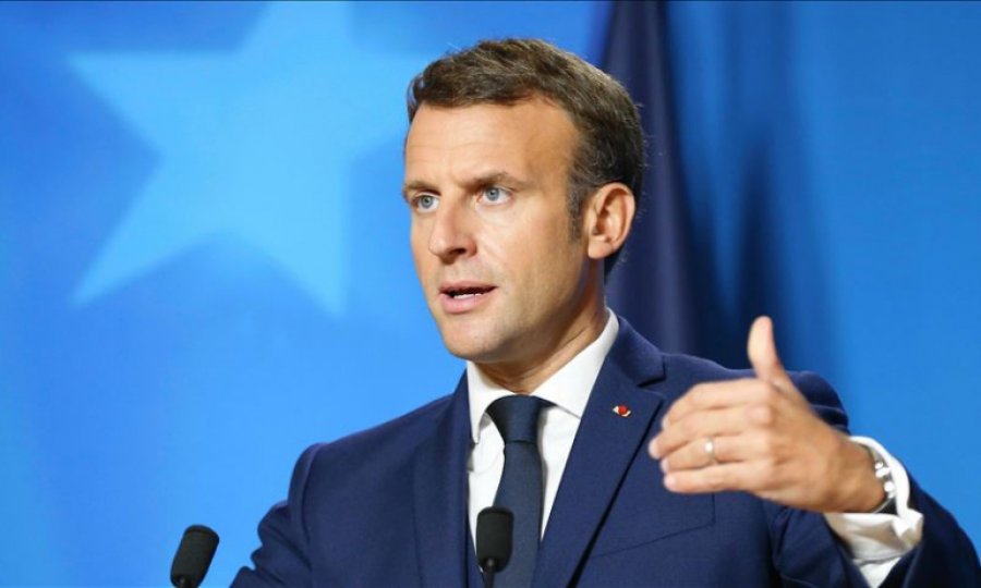 Fransa'da Macron yönetiminin Müslümanları hedef alması yerel yöneticileri de harekete geçirdi