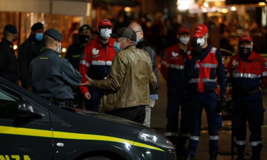 İtalya'da son 24 saatte 28 bin 244 Kovid-19 vakası tespit edildi