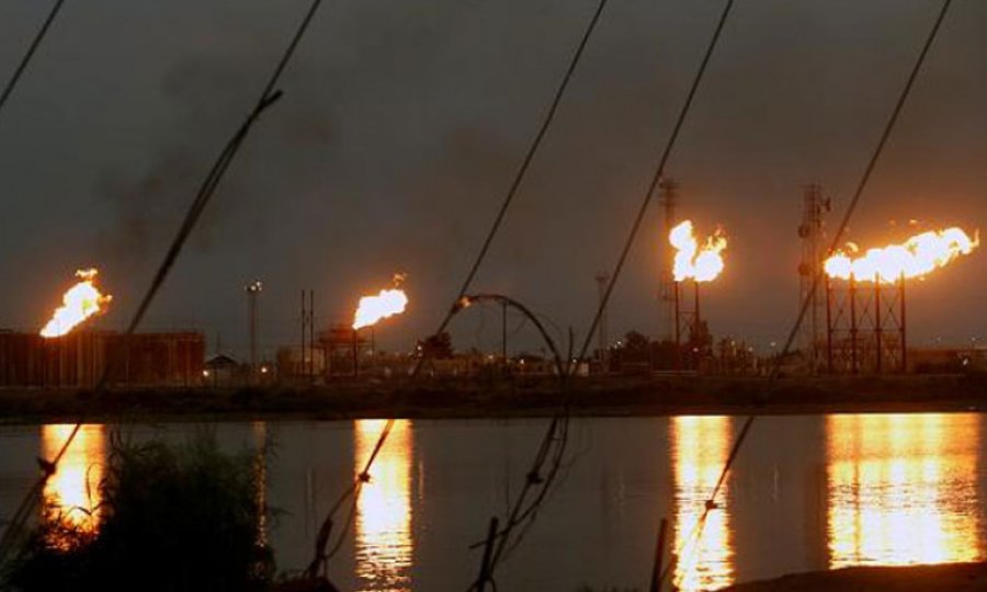 Husiler, Cidde'de Aramco tesisini vurdu