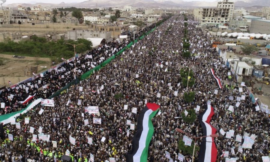 Milyonlarca Yemenli siyonist rejim İsrail'e öfkeli