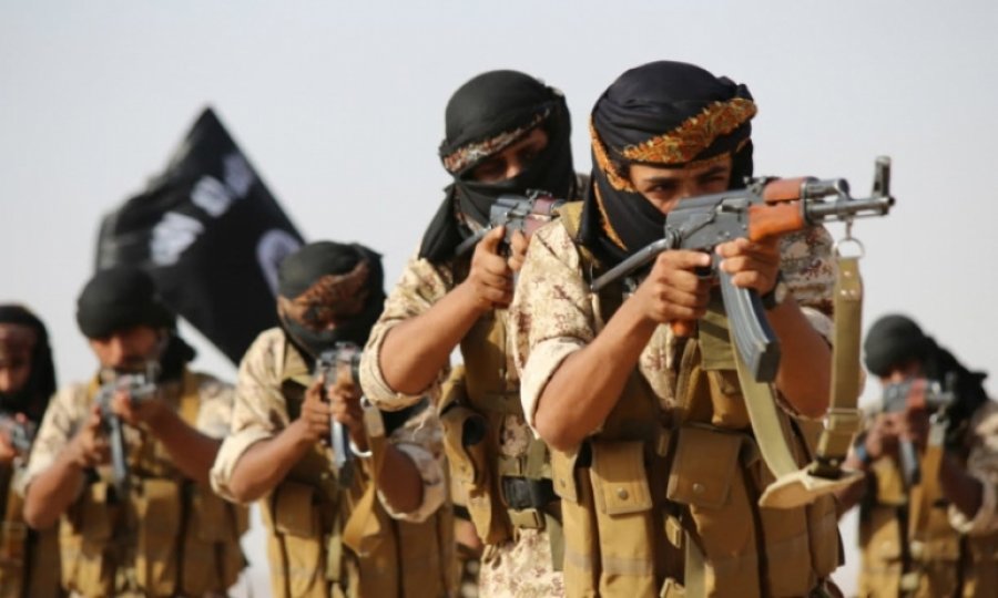 'IŞİD Irak ve Suriye'de yeniden yapılanıyor'