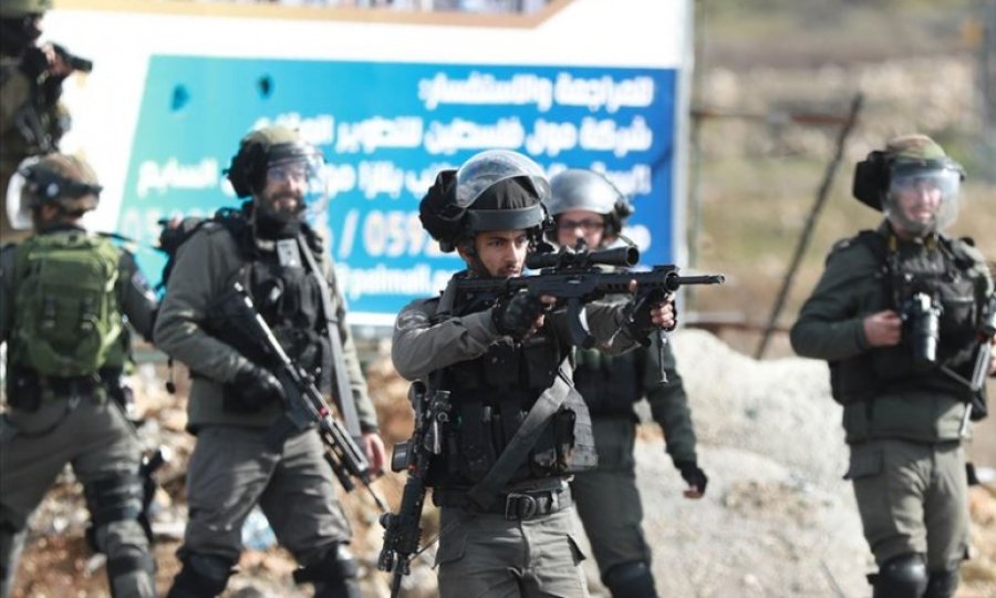 Kudüs'te araçlı saldırıda 12 İsrail askeri yaralandı