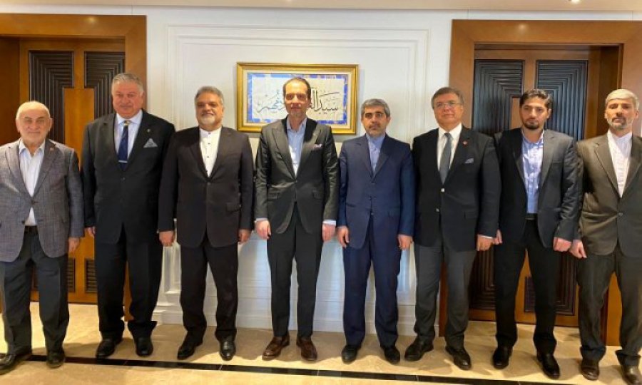 'İran'ın geleceği Türkiye, Türkiye'nin geleceği de İran'dır!'