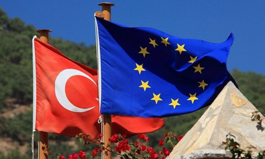 Türkiye'den 6 AB üyesi ülkeye vize muafiyeti kararı