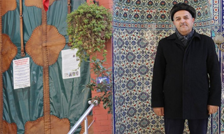 Beyoğlu'nda imam, evsizlere camiyi açtı