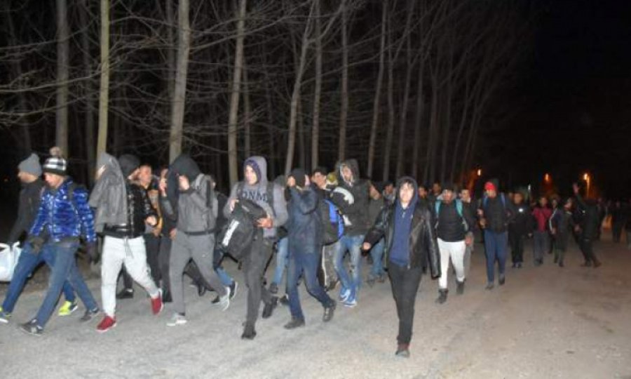 Göçmenler Ege kıyıları ve Edirne'ye akın ediyor