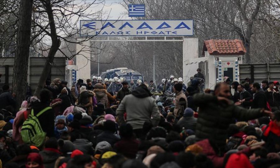 Yunanistan'dan acil 'düzensiz göçmen' toplantısı çağrısı