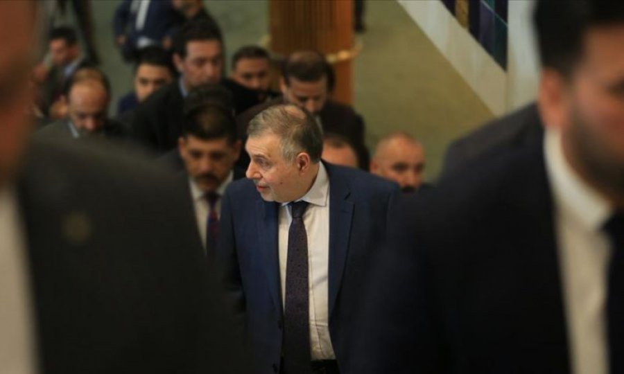 Irak Meclisi, Allavi hükümetinin güvenoyu oturumunu 2. kez erteledi 