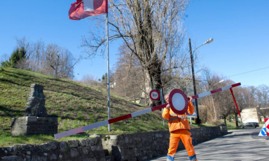 İsviçre, İtalya ile olan 9 sınır kapısını kapattı