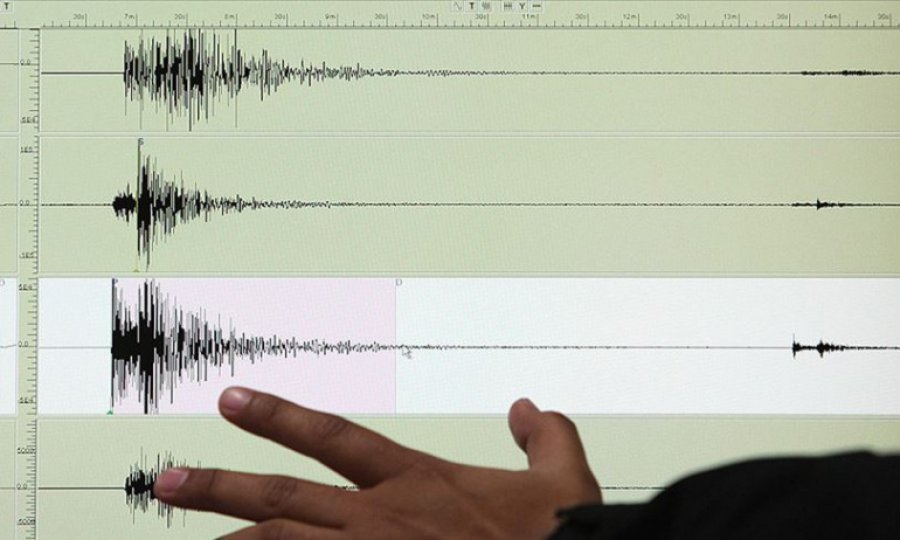 İran'da ve Endonezya'da 5,4 büyüklüğünde deprem