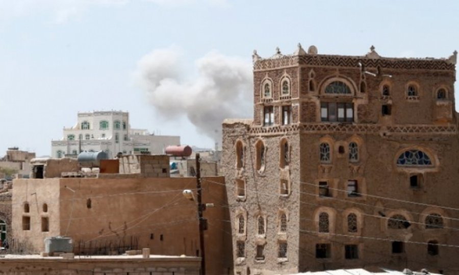 Suud Yemen'de Karantina Merkezini Vurdu