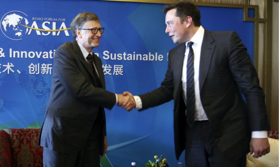 Elon Musk ve Bill Gates devrede: Herkese çip takacağız!