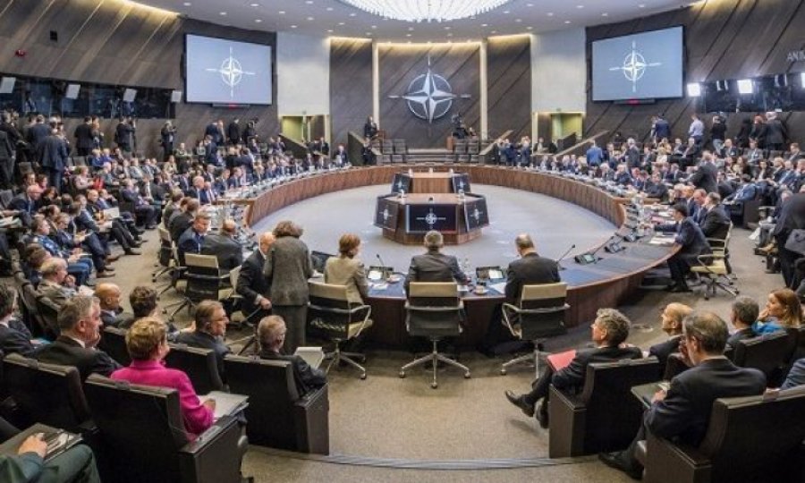 NATO savunma bakanları Kovid-19 gündemiyle olağanüstü toplanacak