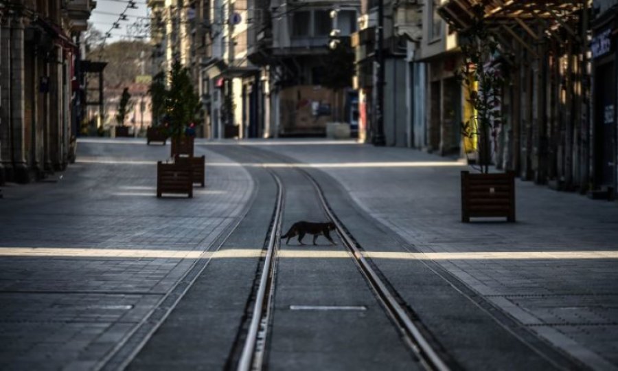 Sokağa çıkma yasağıyla ilgili yeni genelgede açık olacak yerler belirlendi